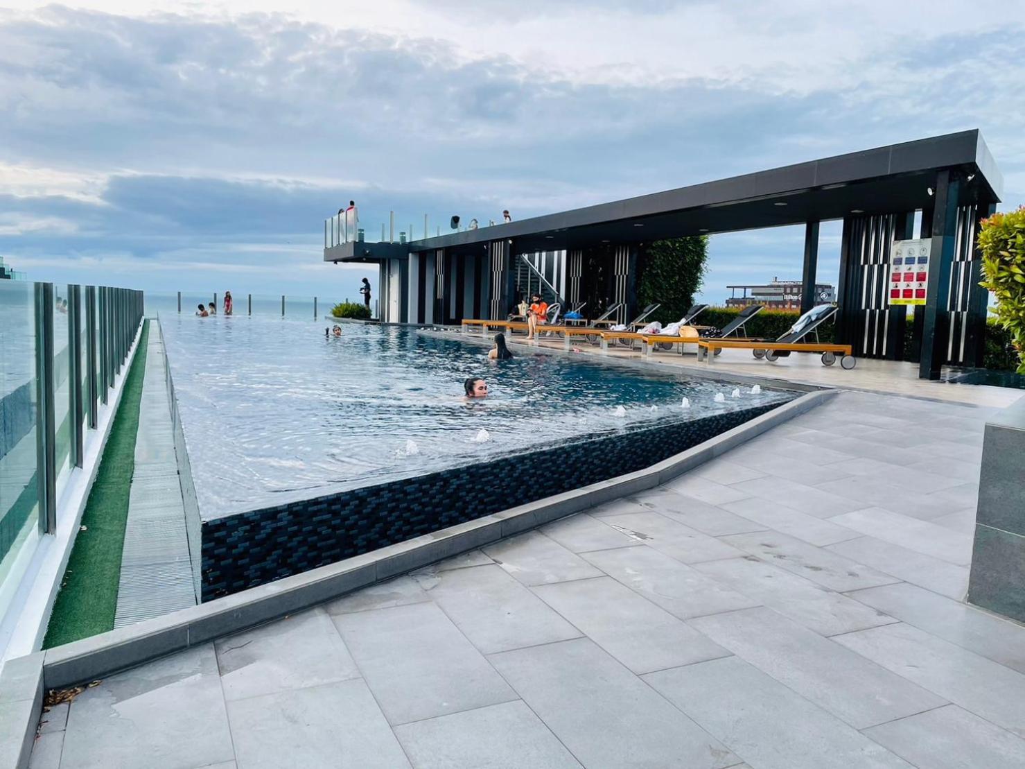 The Base 75 By Numam Apartment Pattaya